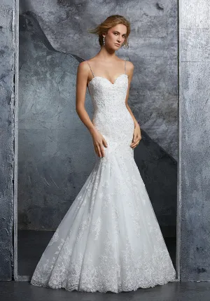 2018 Sexy Lace Mermaid Wedding Dresses with Spaghetti Straps Beaded