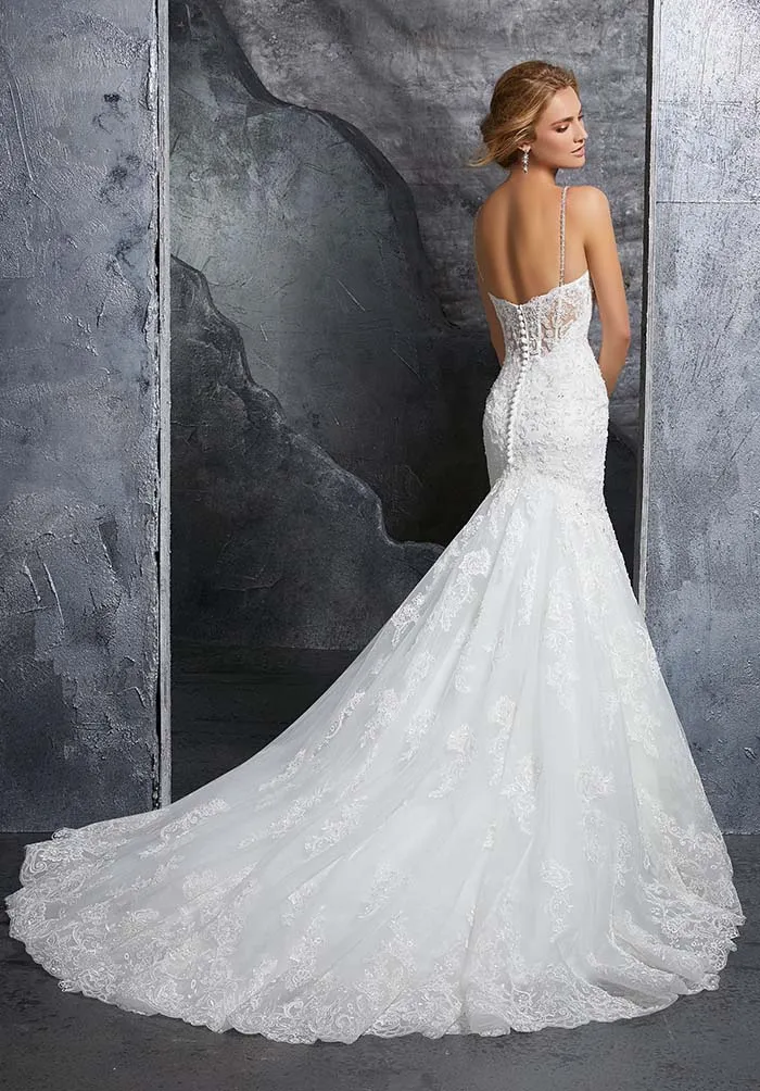2018 Sexy Lace Mermaid Wedding Dresses with Spaghetti Straps Beaded