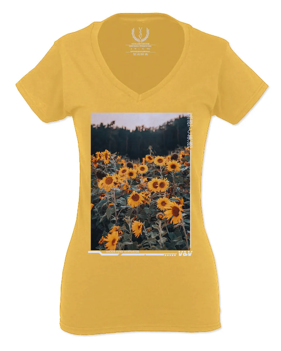 Aesthetic Cute Floral Sunflower Botanical Print Graphic Fashion For Women V neck fitted T Shirt