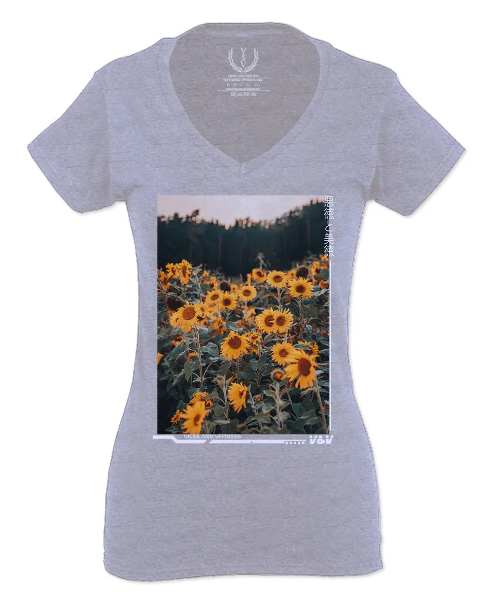 Aesthetic Cute Floral Sunflower Botanical Print Graphic Fashion For Women V neck fitted T Shirt