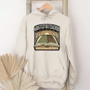 Ag Teacher Where Knowledge Meets Growth– Hoodie