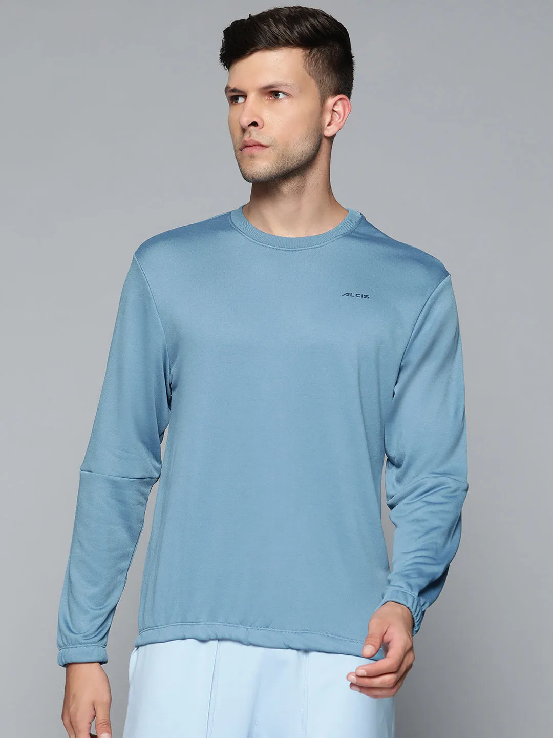 Alcis Men Blue Solid Sweatshirt
