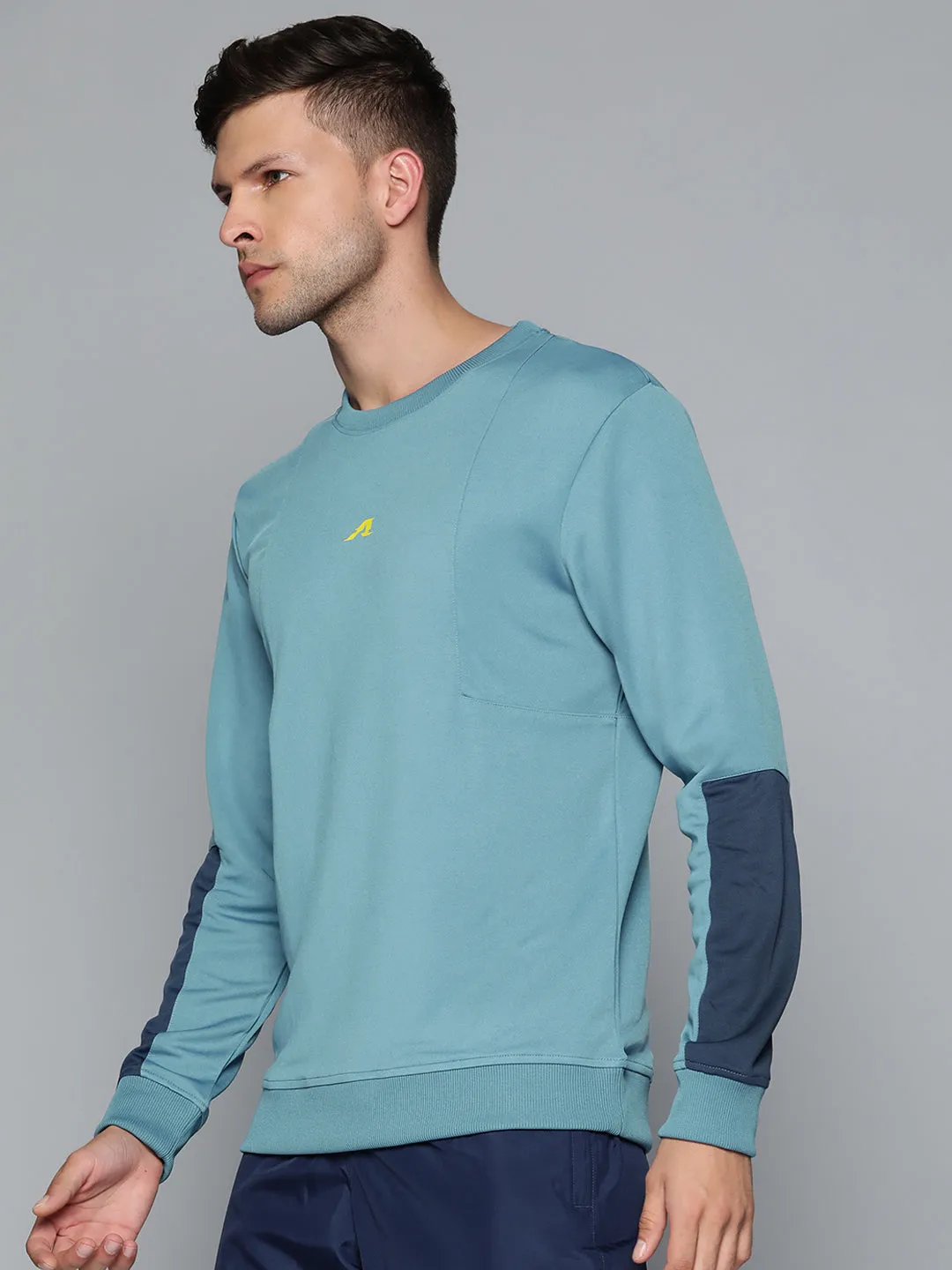Alcis Men Blue Solid Sweatshirt