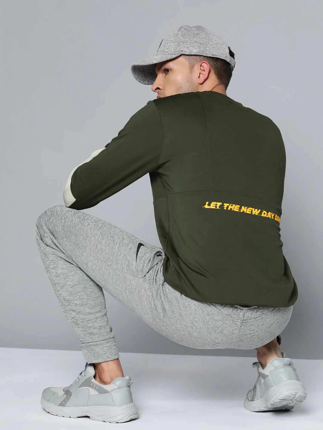 Alcis Men Green Printed Sweatshirt