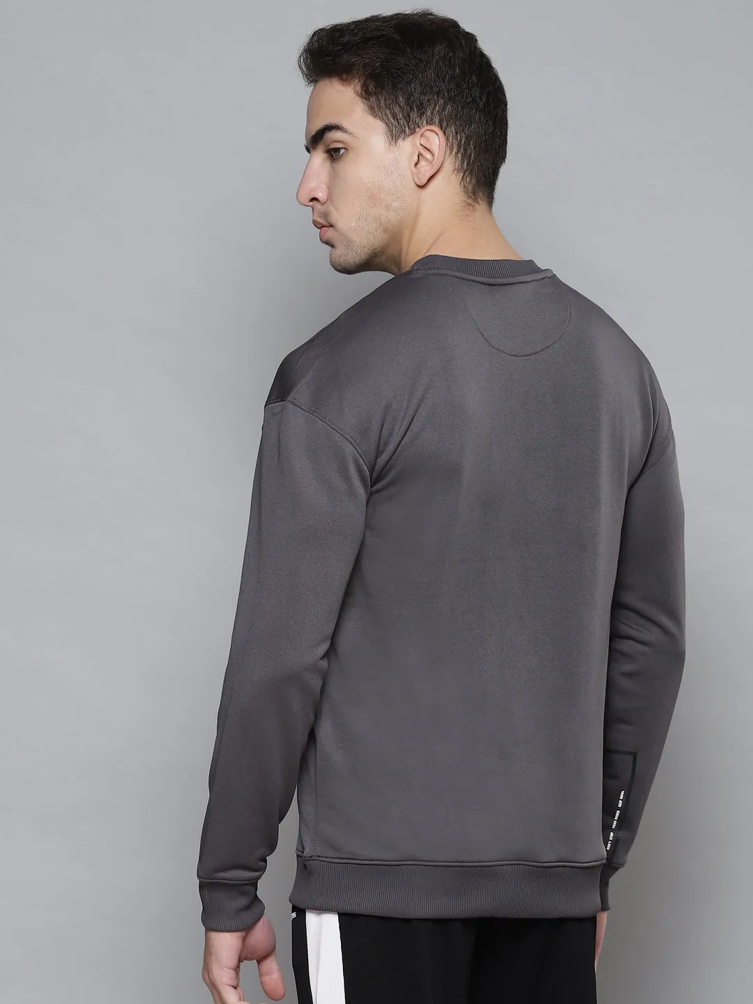Alcis Men Grey Solid Round Neck Sweatshirt with Print Detail