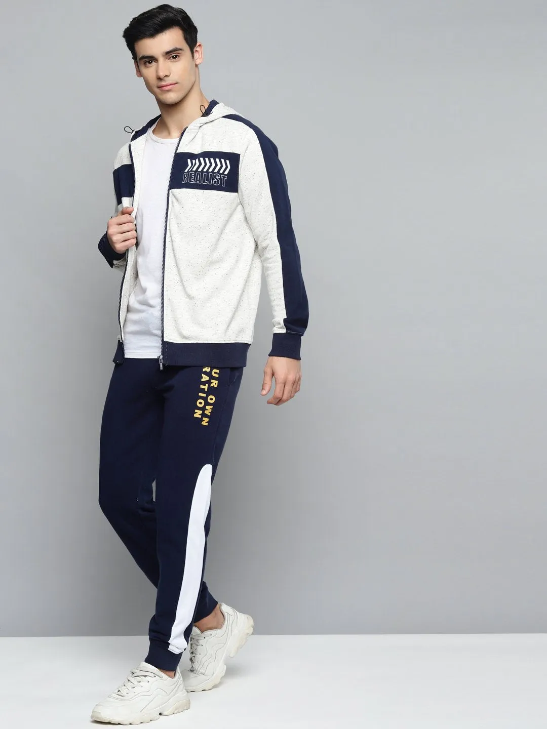 Alcis Men Off-White & Navy Blue Typography Printed Cotton Hooded Sweatshirt