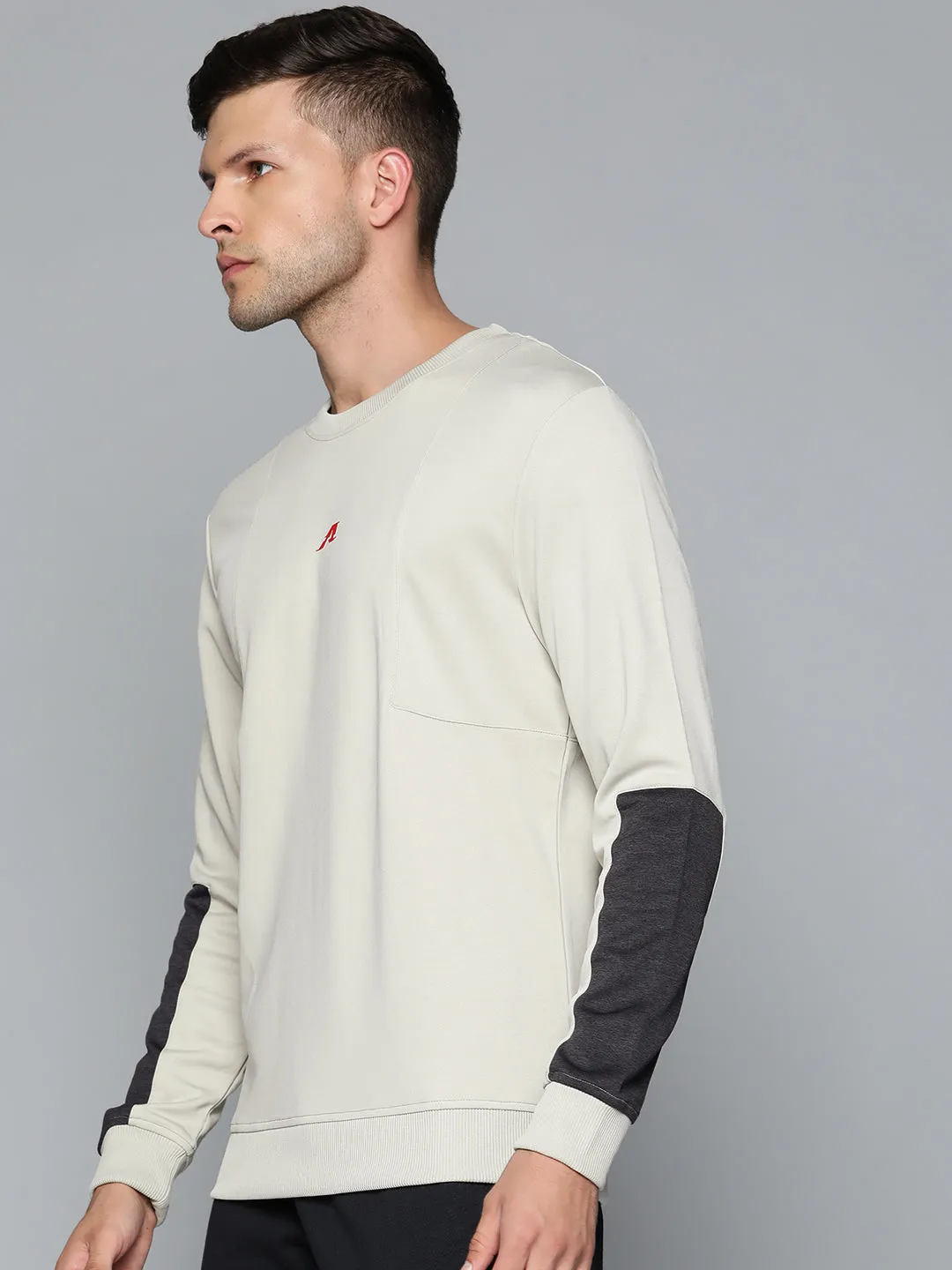 Alcis Men Off White Printed Sweatshirt