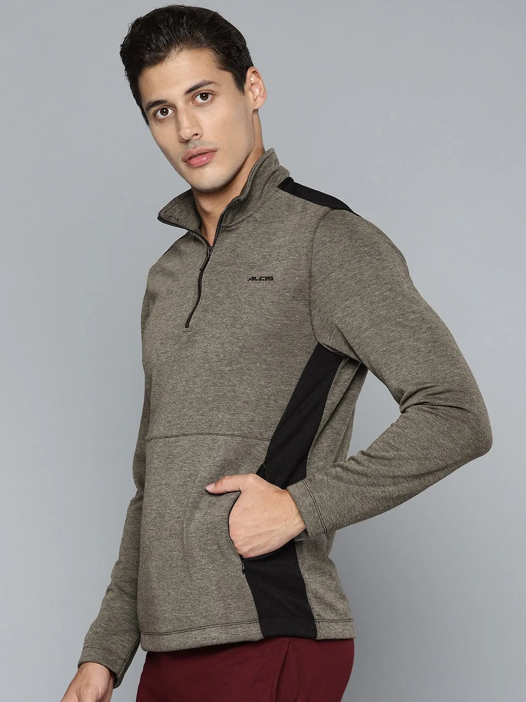 Alcis Men Olive Green Sweatshirt