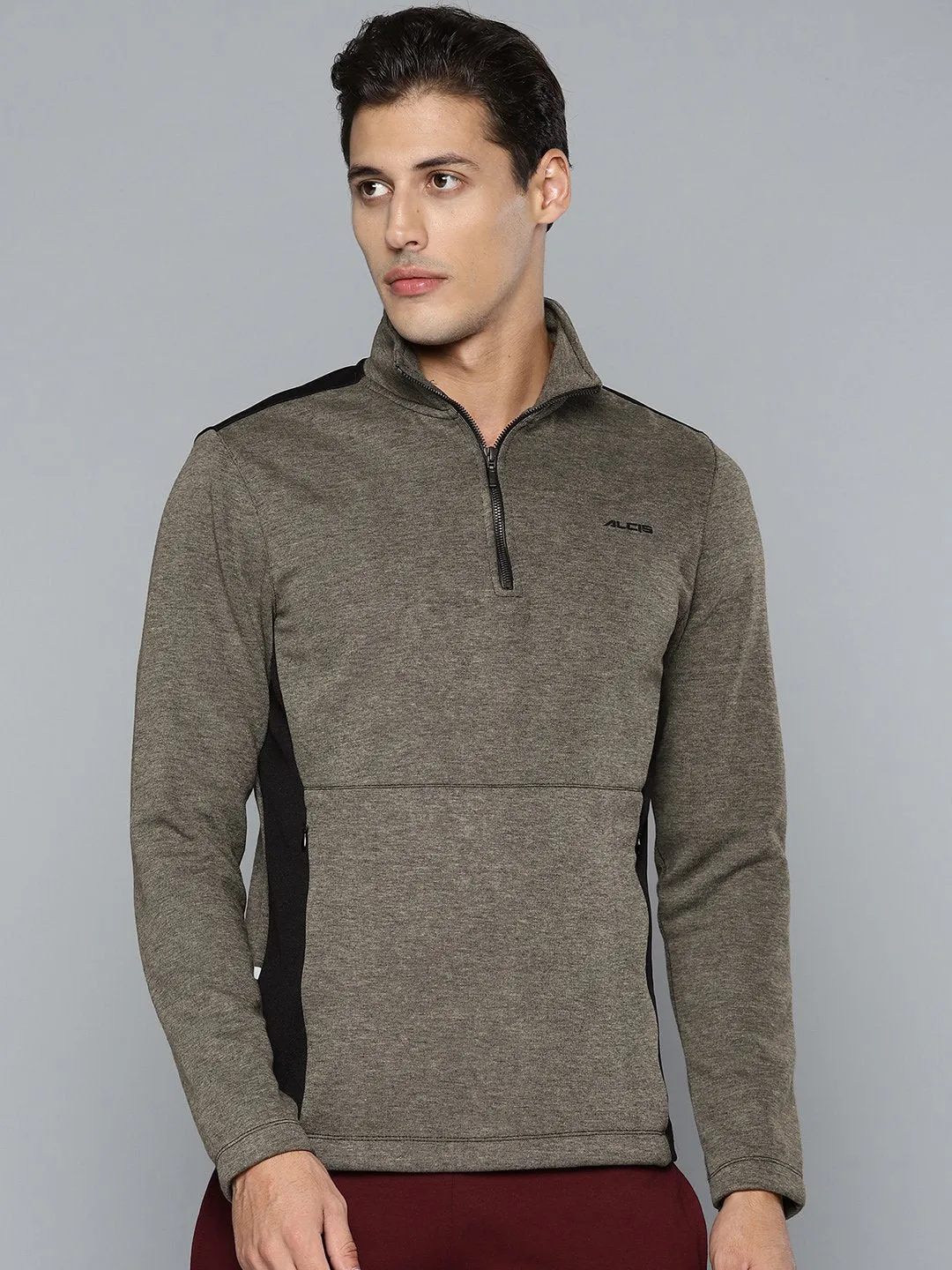 Alcis Men Olive Green Sweatshirt