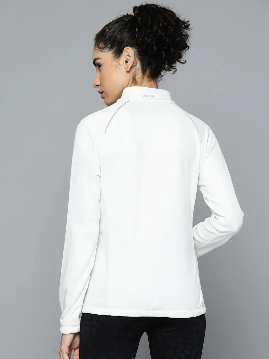 Alcis Women White Solid Sweatshirt