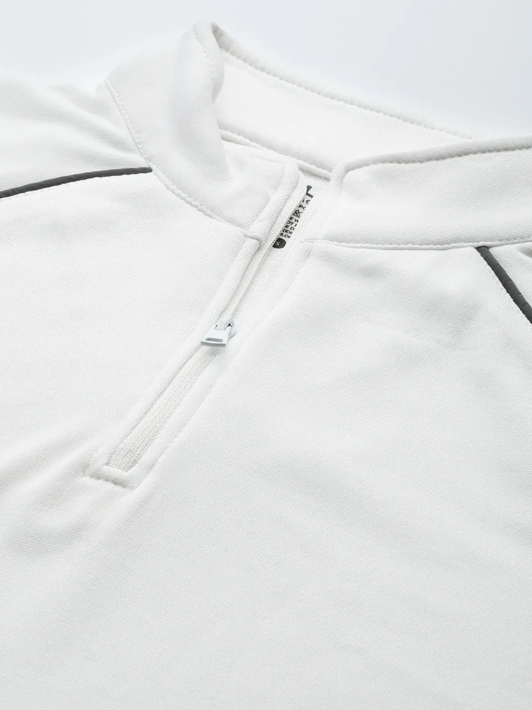 Alcis Women White Solid Sweatshirt