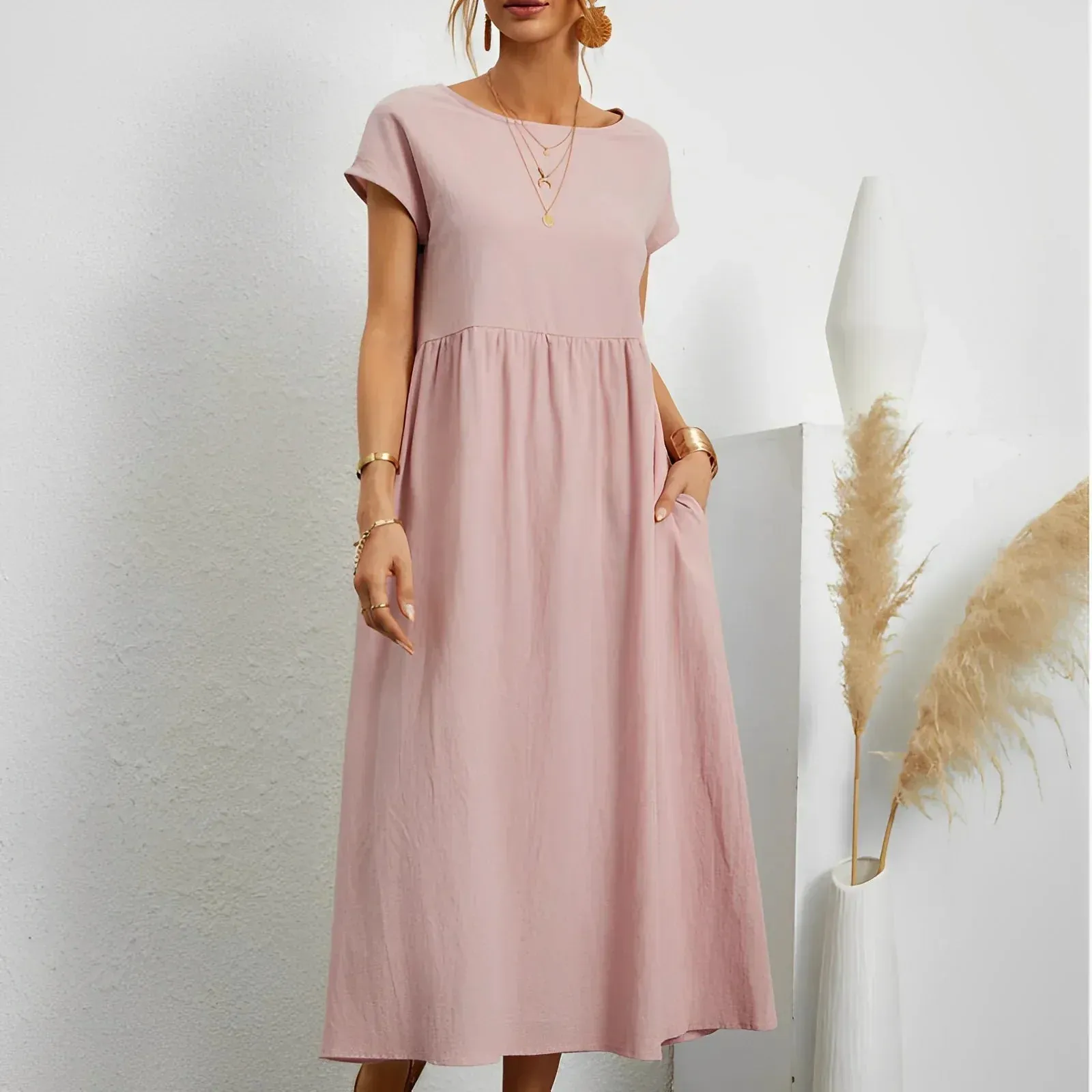 Ayesha - Beautiful vintage dresses