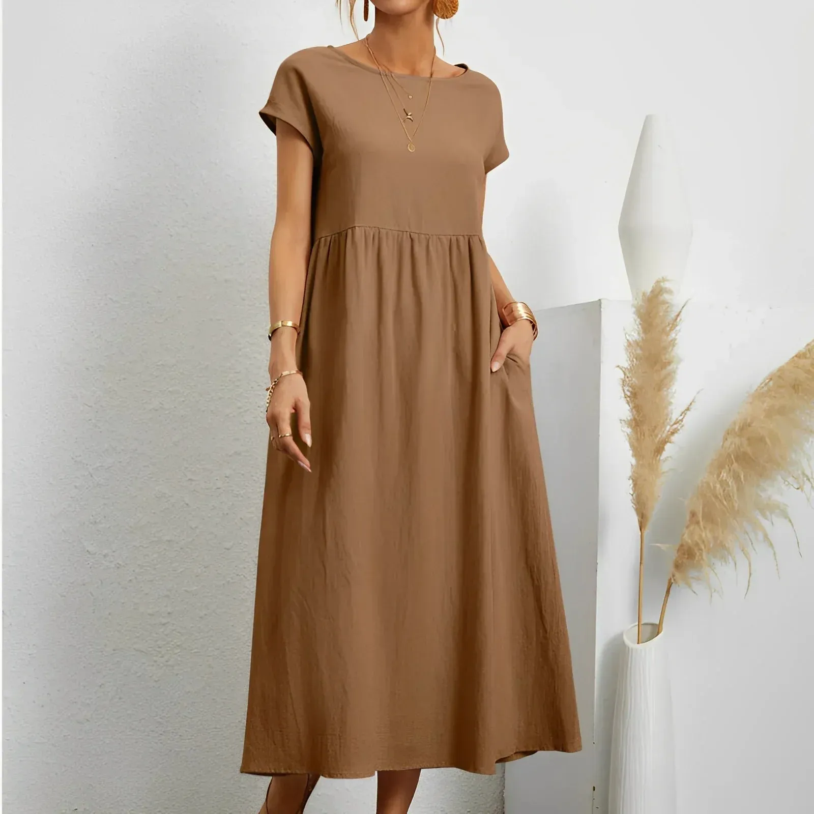 Ayesha - Beautiful vintage dresses