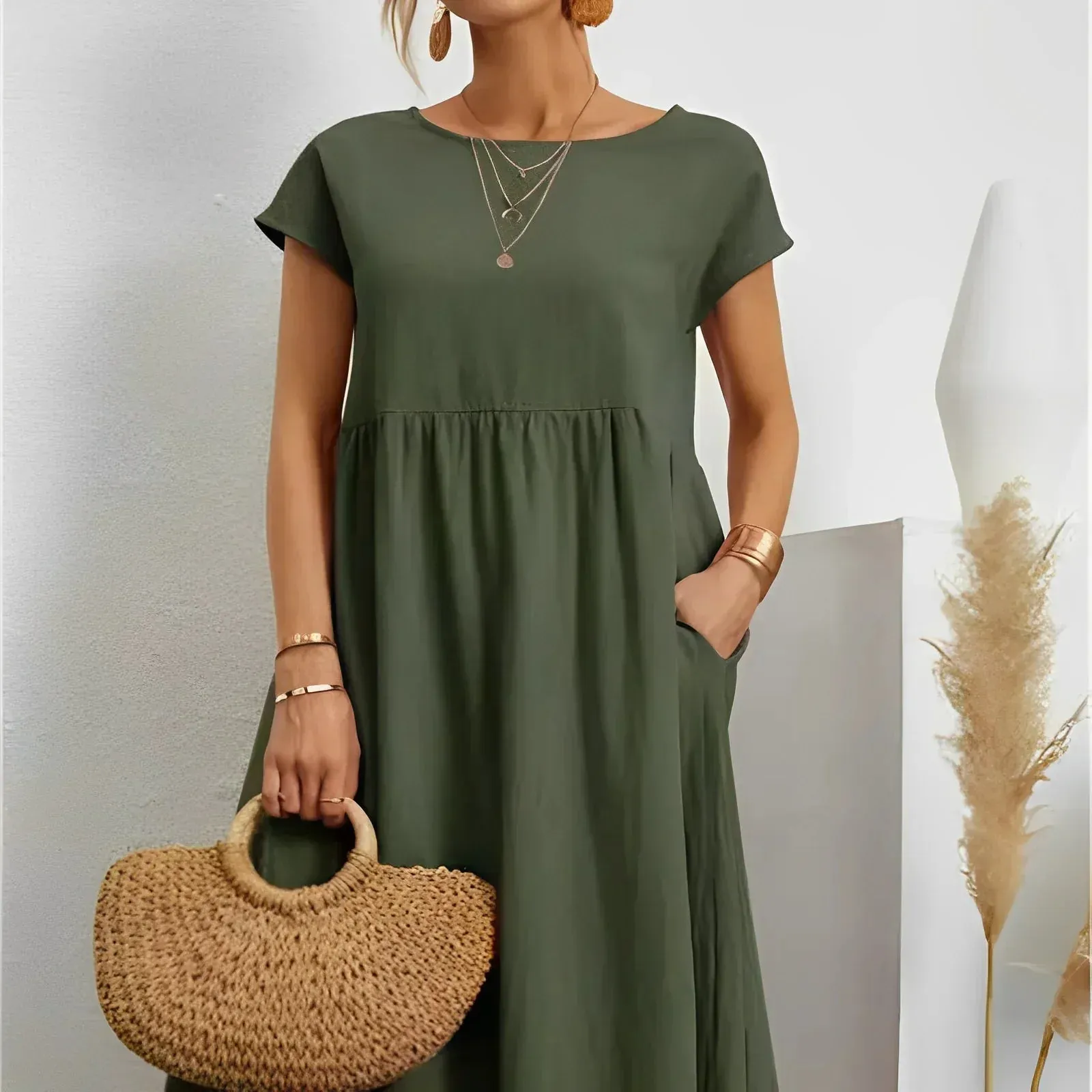 Ayesha - Beautiful vintage dresses