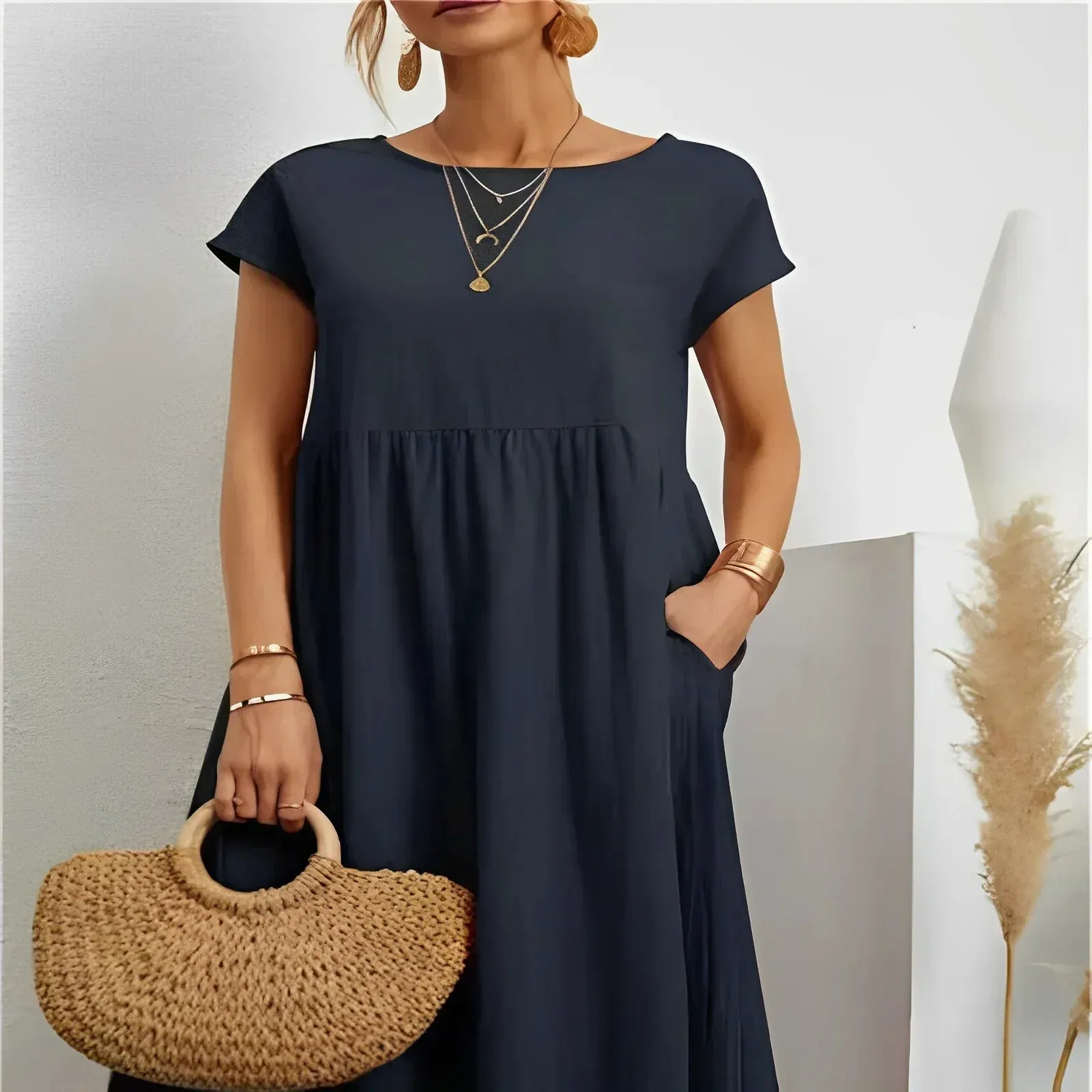 Ayesha - Beautiful vintage dresses
