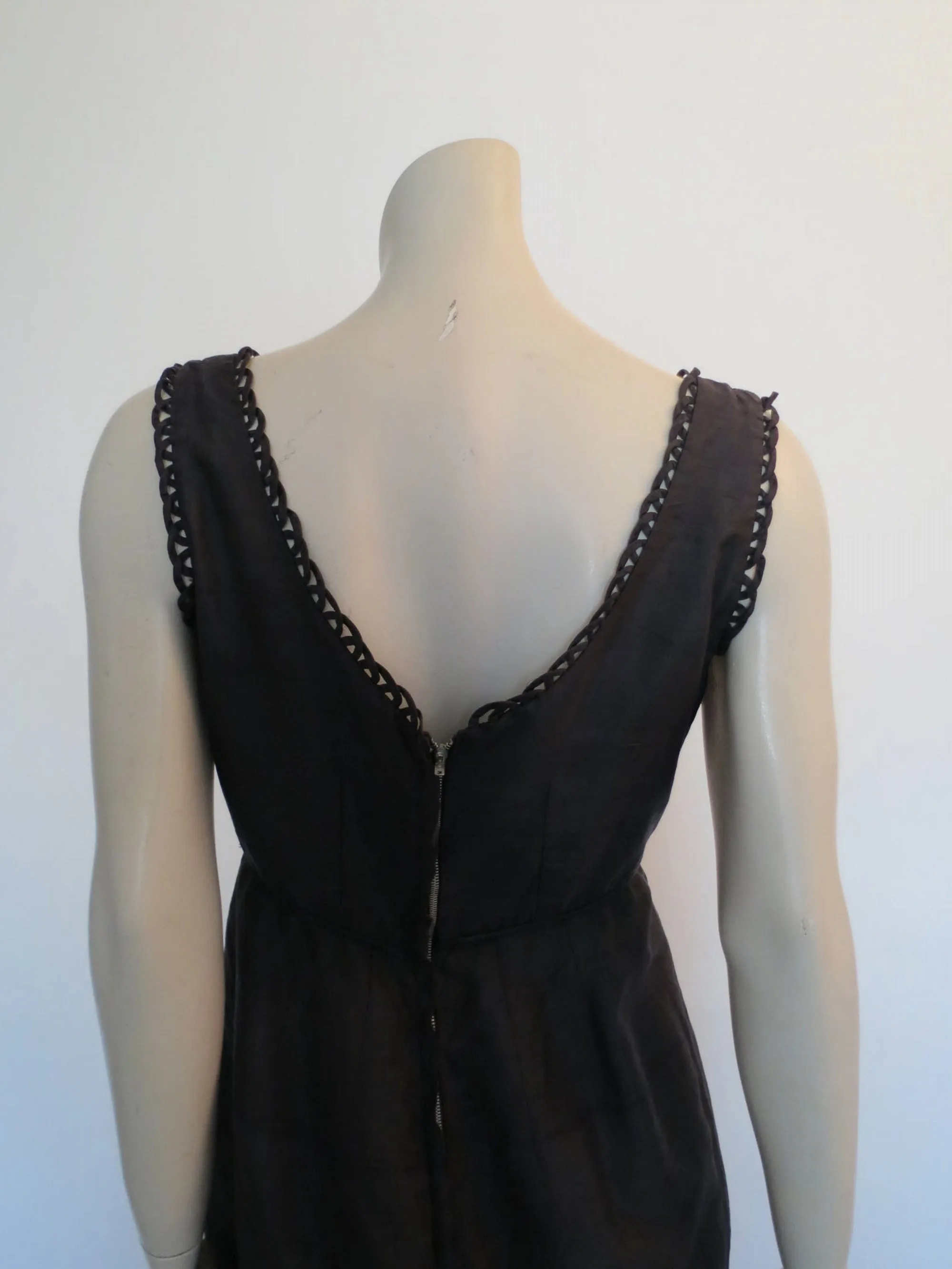 Black Silk Evening Gown With Flower Trim - 1960s - Bust 90 cm