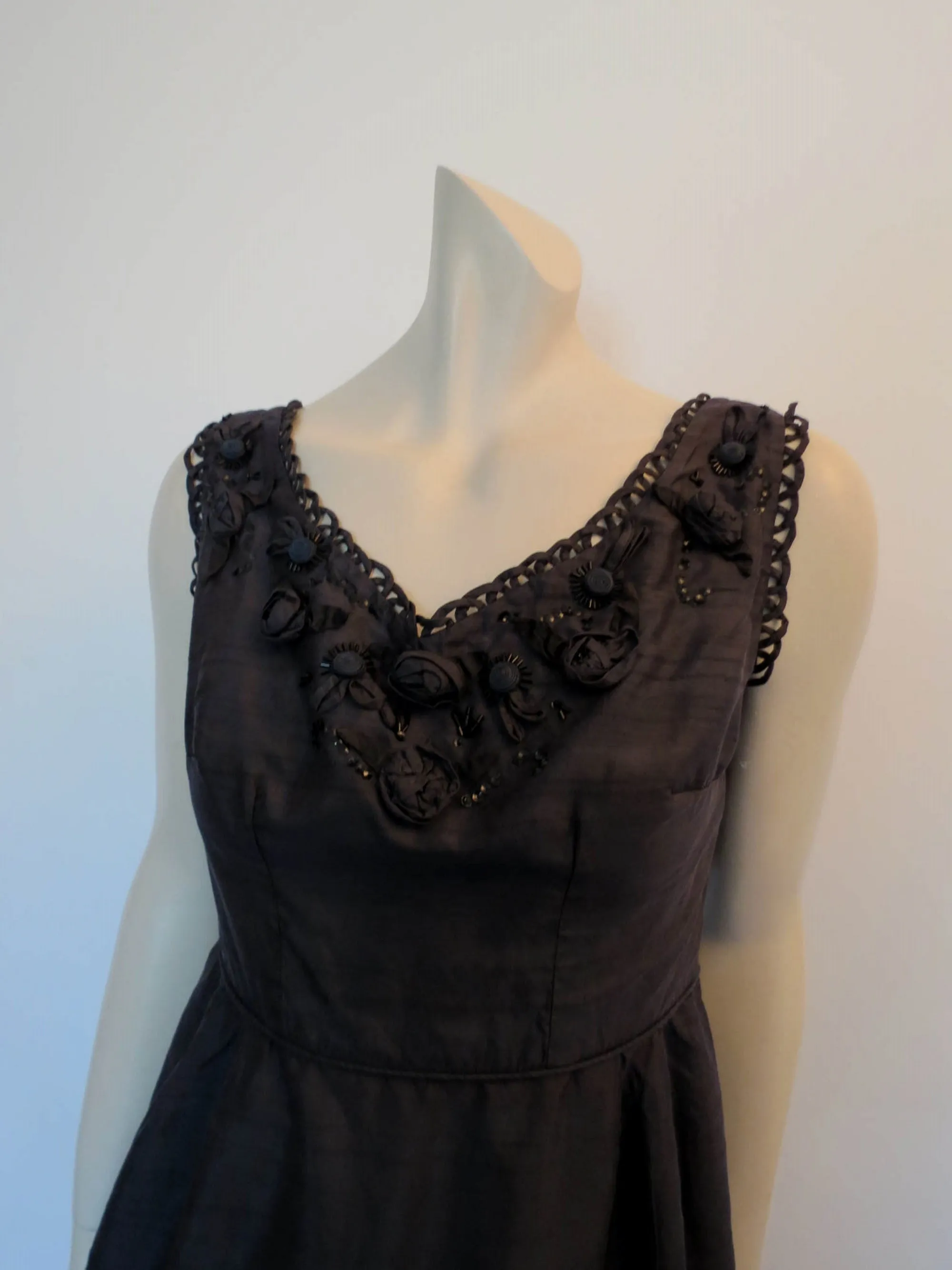 Black Silk Evening Gown With Flower Trim - 1960s - Bust 90 cm