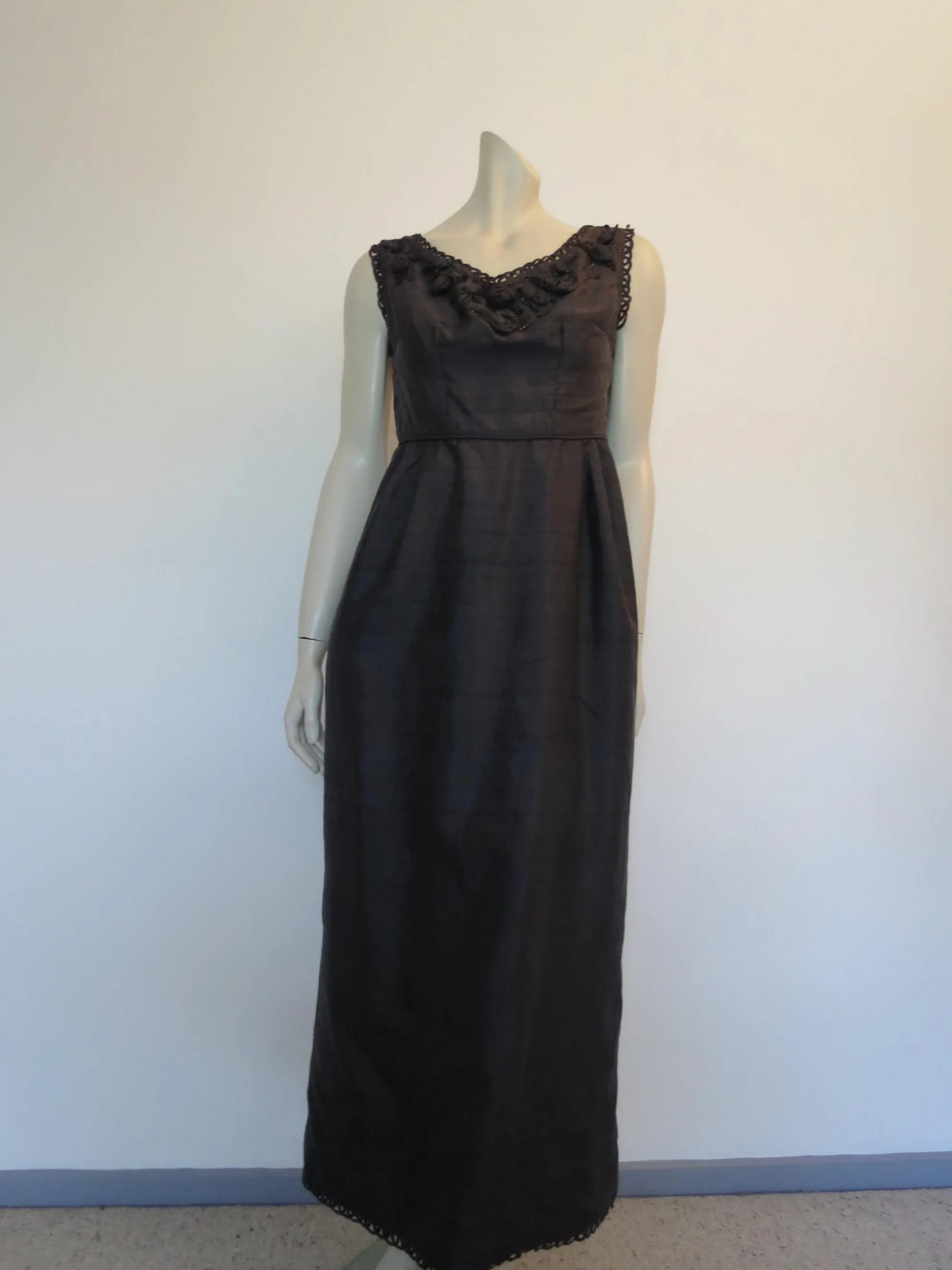 Black Silk Evening Gown With Flower Trim - 1960s - Bust 90 cm