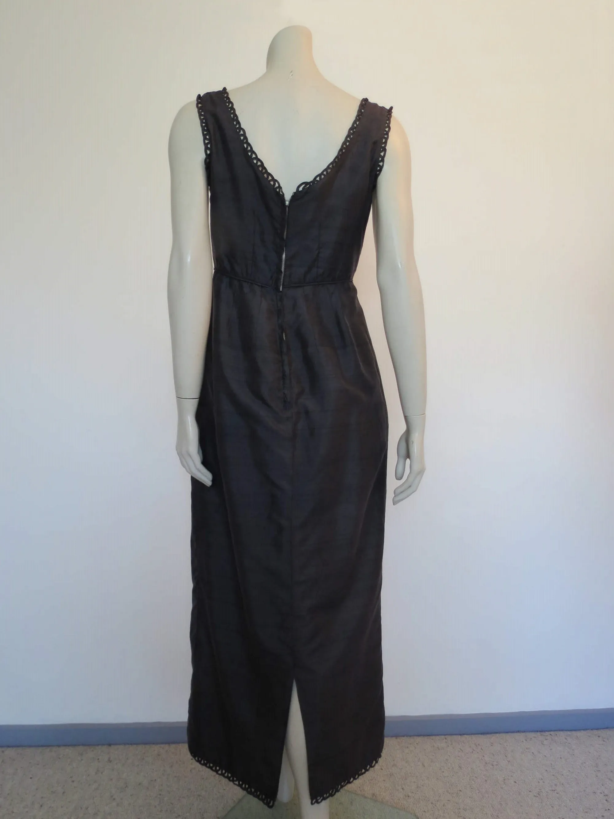 Black Silk Evening Gown With Flower Trim - 1960s - Bust 90 cm