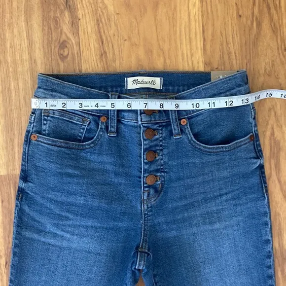 BNWT Madewell 9” mid-rise skinny crop jean