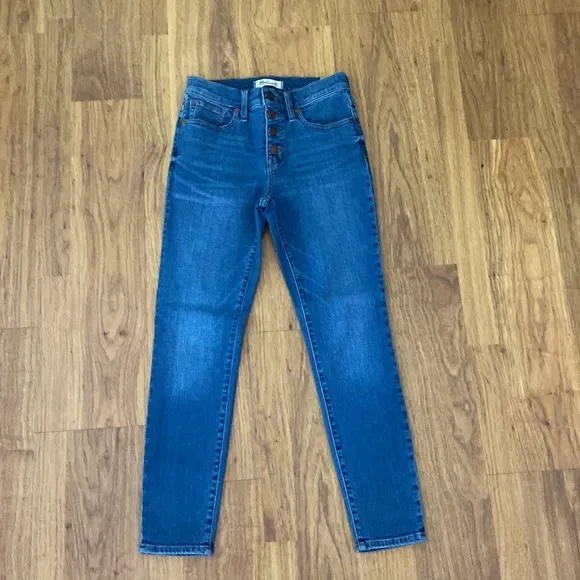 BNWT Madewell 9” mid-rise skinny crop jean