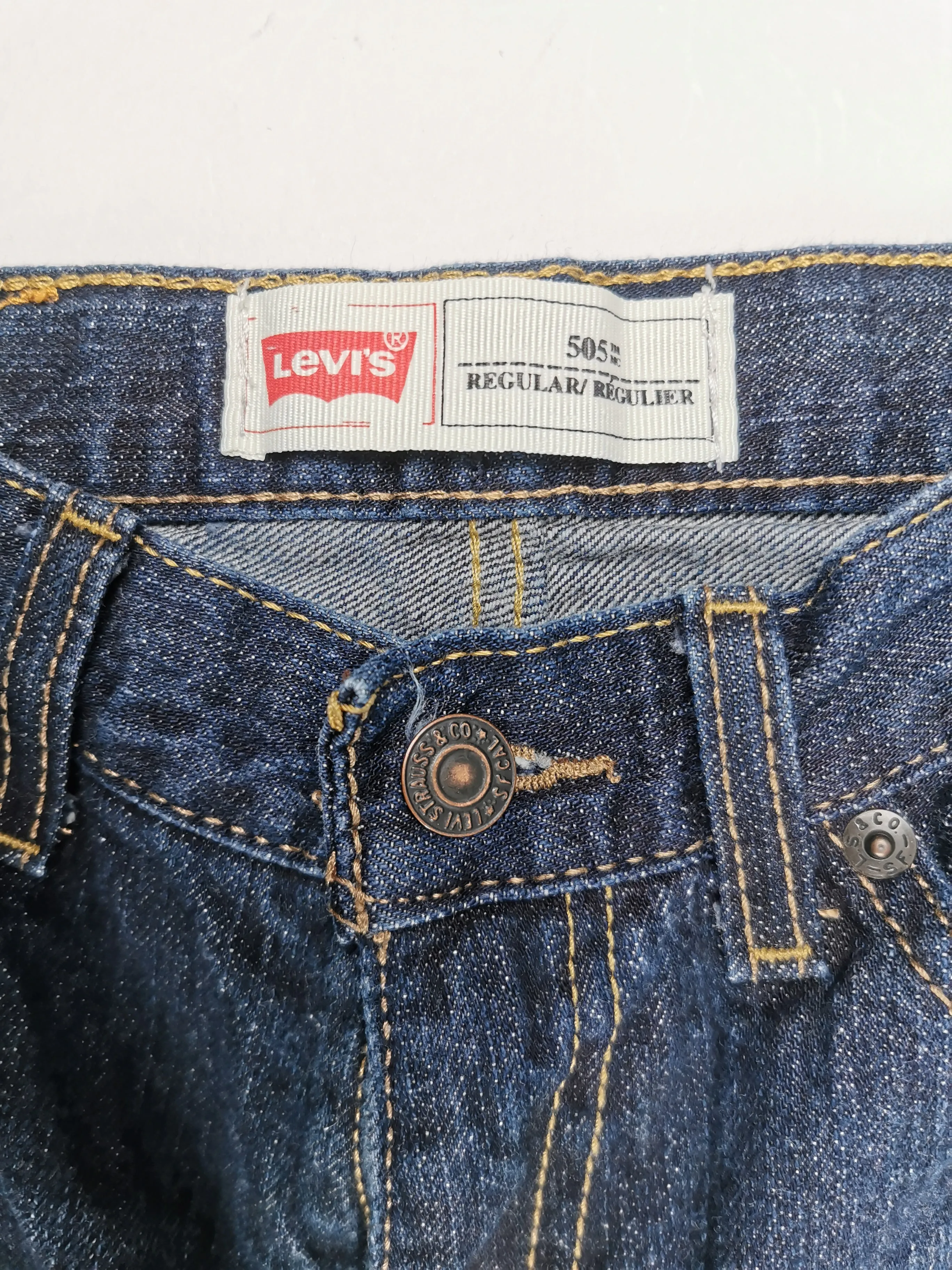BOY SIZE 10 YEARS - LEVI'S 505, Dark Blue, Straight Fit Jeans EUC B57