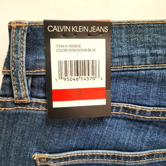 Calvin Klein Women's Mid/Regular Rise Skinny Stretch Jeans - Size 8 - NWT