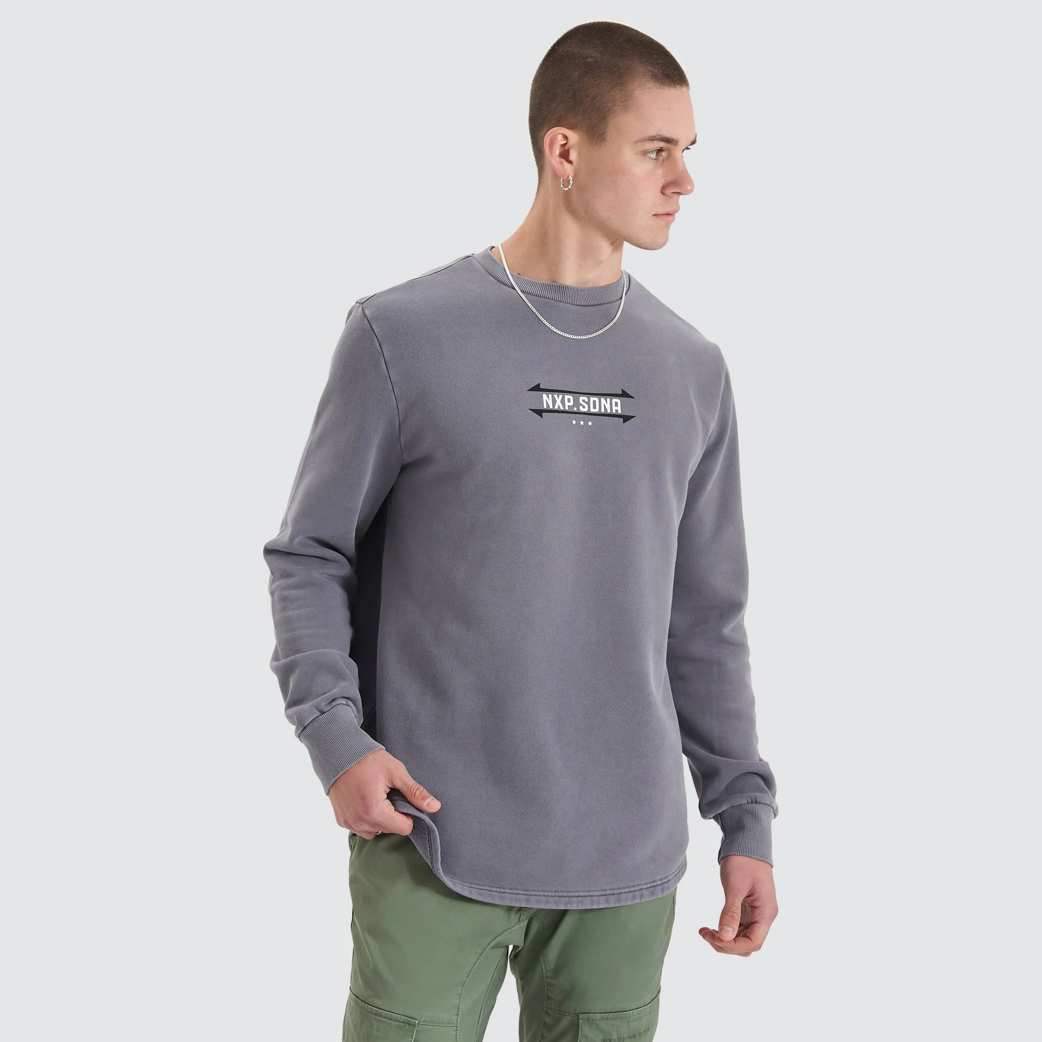 Chambers Dual Curved Sweater Pigment Steel Grey
