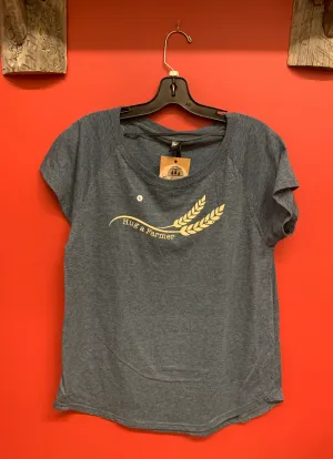 CLLadyHugAFarmer-S-Navy Womens Hug A Farmer Tee
