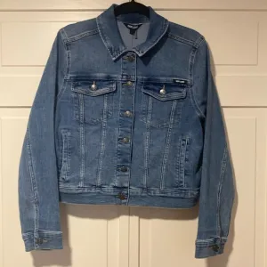 DKNY Jeans Women’s Denim Blue Jean Jacket Blue Brand new with tag large