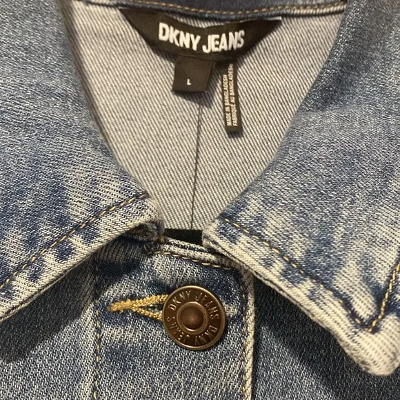 DKNY Jeans Women’s Denim Blue Jean Jacket Blue Brand new with tag large