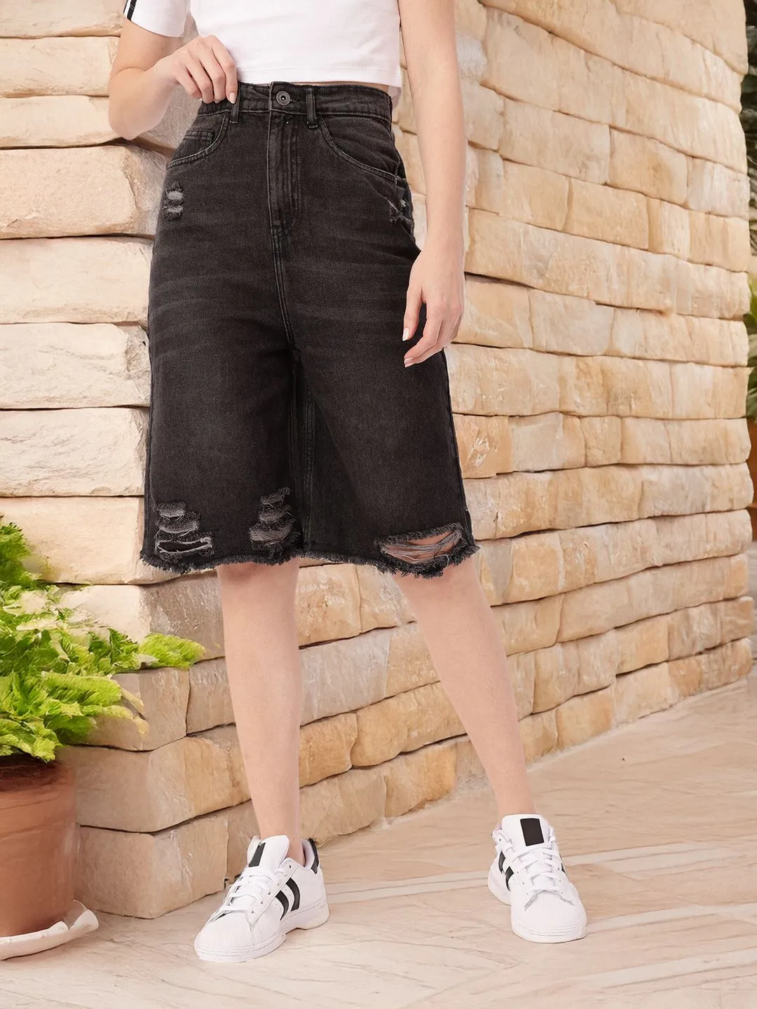 DressBerry Women Edgy Grunge Washed Distressed High-Rise Relaxed Fit Denim Shorts
