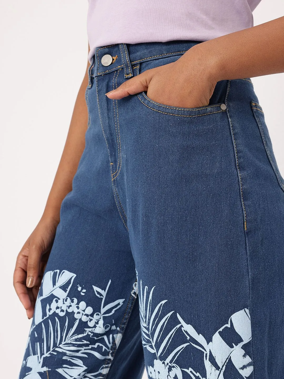 DressBerry Women Soft Twist Tropical Printed Slouchy Fit Jeans