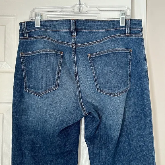 Eileen Fisher Straight Slim Leg Jeans Size 8 Organic Cotton Premium Denim