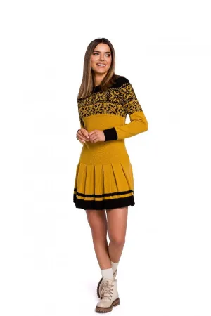 Elegant Two-Tone Relaxed Fit Sweater Dress