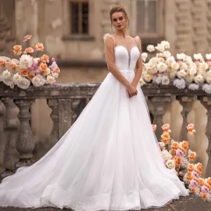 Elegant Vintage Wedding Dresses Long Sleeve Pearls Bride Dress Custom Made Church Wedding Gowns Boho Buttons Belt Glitter