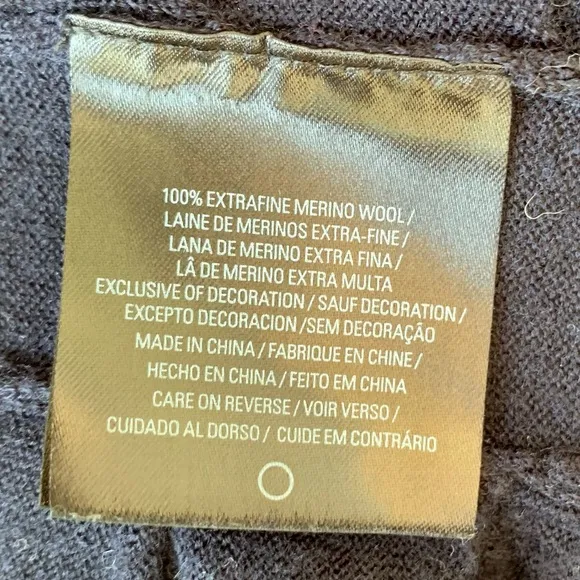 Elie Tahari 100% extra fine merino wool high low lightweight open wool cardigan