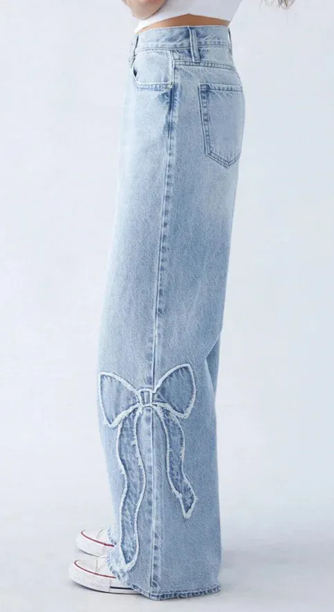 Embroidered Bow Baggy Jeans