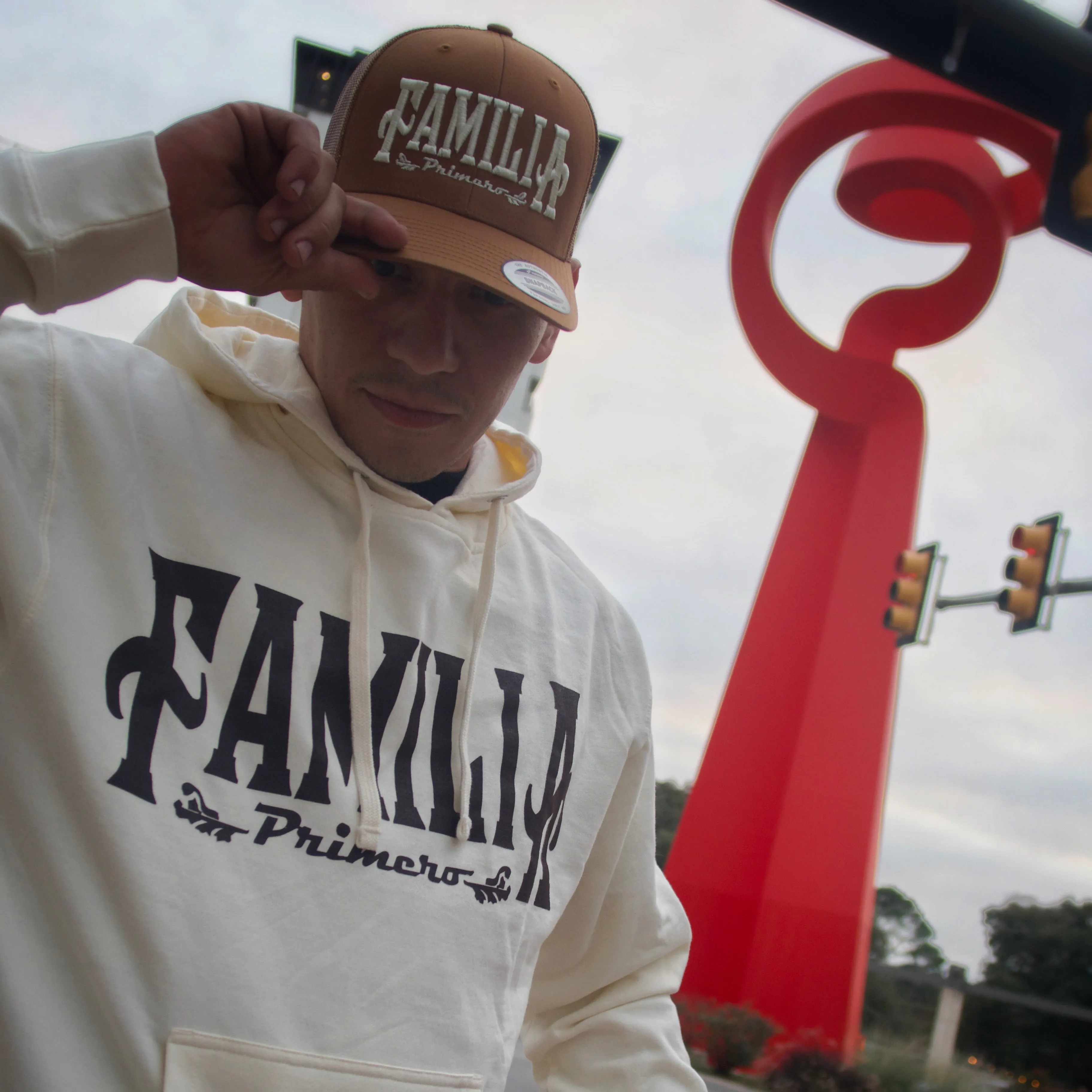 Familia Primero Hoodie (Cream & Chocolate color)