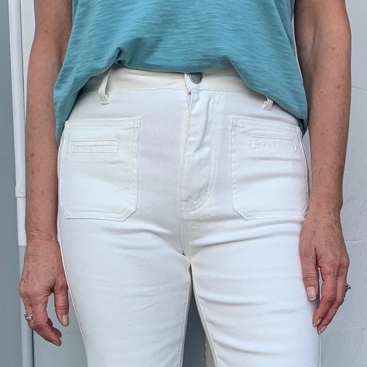 Frida Straight Leg Jeans (White)