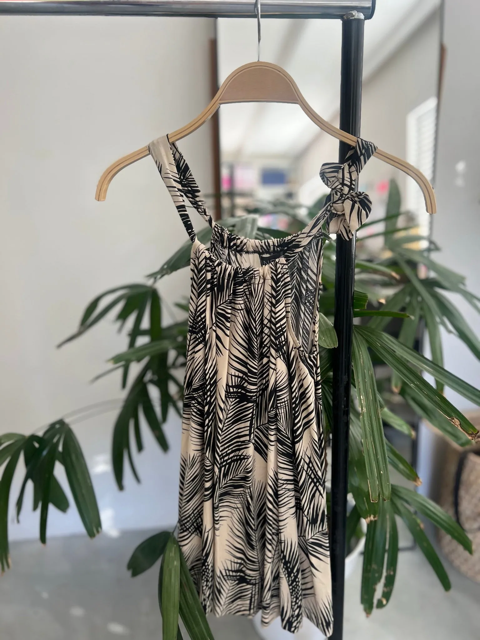 Girls Dresses Age 7-8