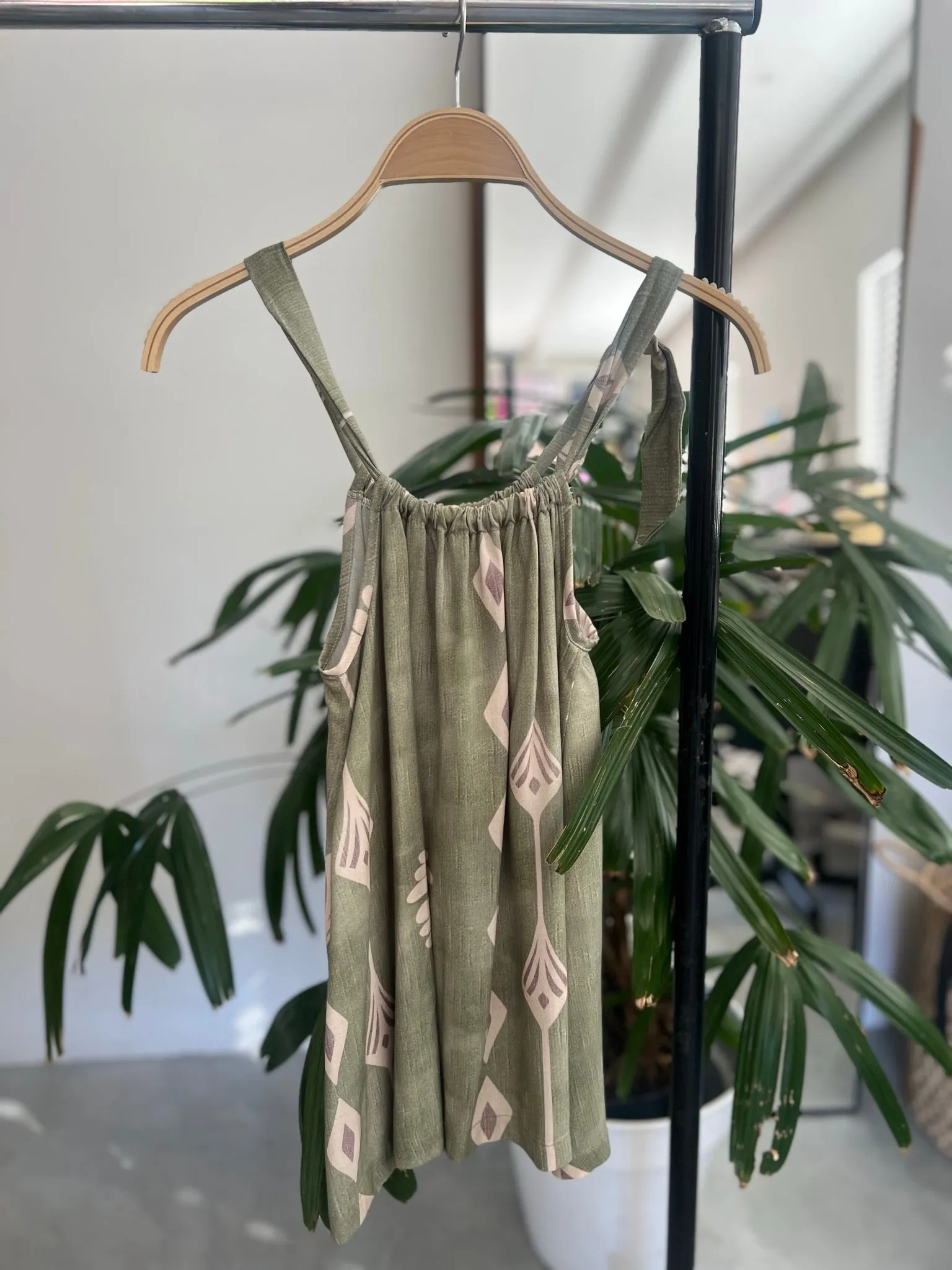 Girls Dresses Age 7-8