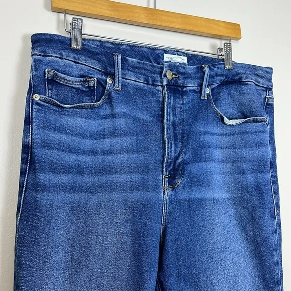 Good American Revolve Legs Straight Jeans in Indigo332 EUC