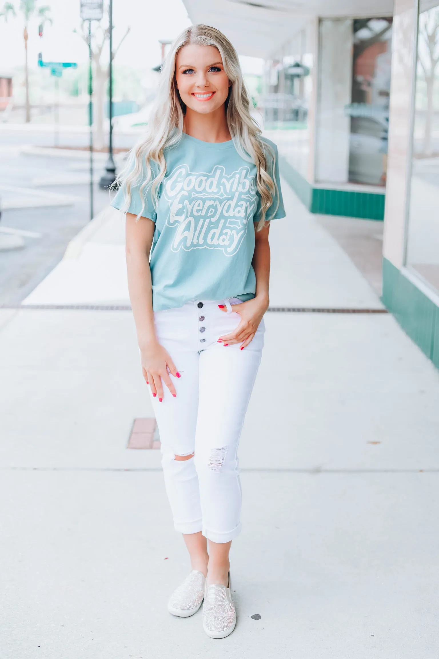 Good Vibe Graphic Tee - Seafoam