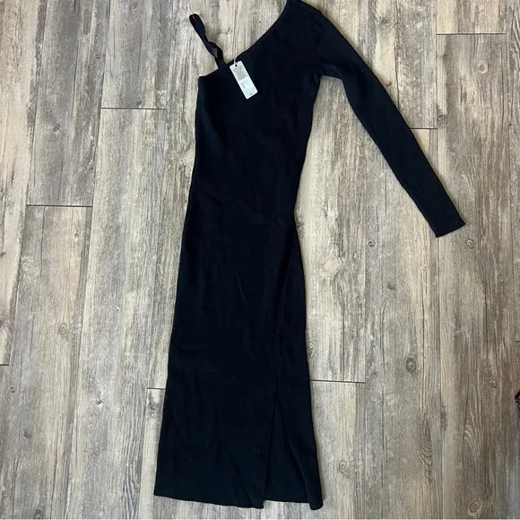 Hudson Jeans Merino Wool One Shoulder Dress Maxi in Black