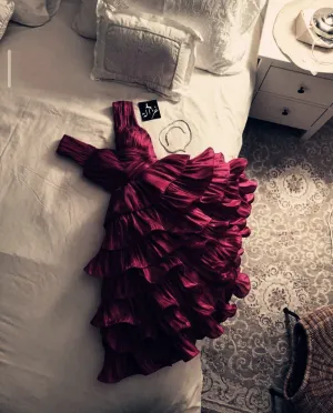 JazzHer Vintage Ball Gown V Neckline Burgundy Homecoming Dress Ruffles Layers Birthday Dresses (PRE-ORDER)
