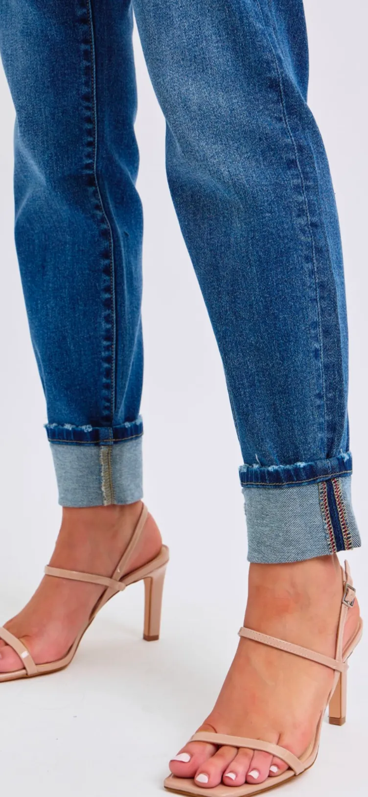 Judy Blue Women's Mid-Rise Vintage Wash Cuffed Boyfriend Jeans