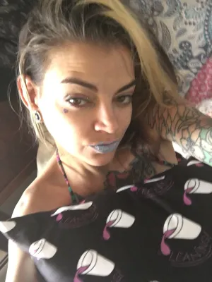 Leaning Foam Drank Cup - Pillow