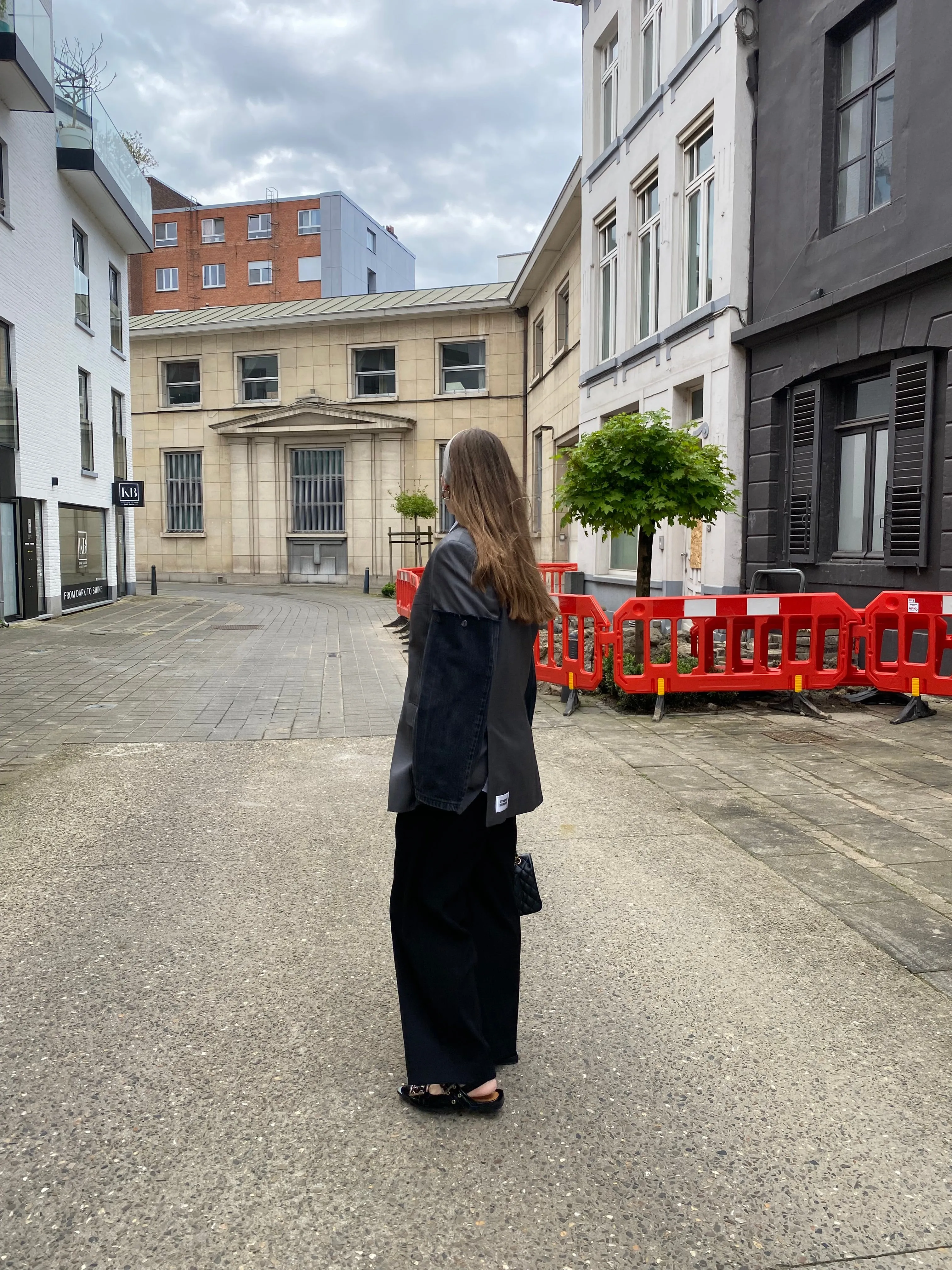 “LES MANCHES,, upcycled blazer