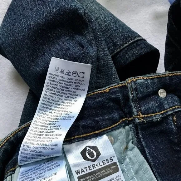 Levi's NWT 711 Skinny Jeans Women 0/25